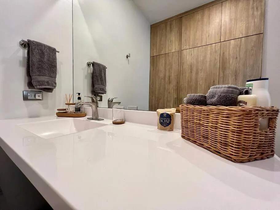 Pet Friendly 2Br 2Ba Apartment In Cabo San Lucas