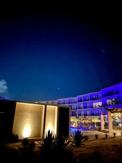 Pet Friendly 2Br 2Ba Apartment In Cabo San Lucas
